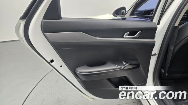 Kia K5 (III) 2.0 LPI(Renter car) Strandard 2020 — фото 25