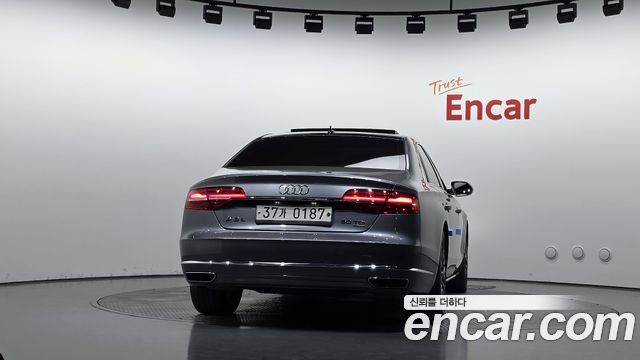 Audi A8 50 TDI Quattro Design LWB D4 2016 — фото 4