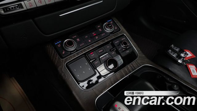Audi A8 50 TDI Quattro Design LWB D4 2016 — фото 20
