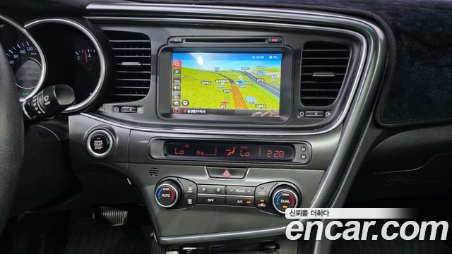 Kia K5 LPI Luxury 2014 — фото 16