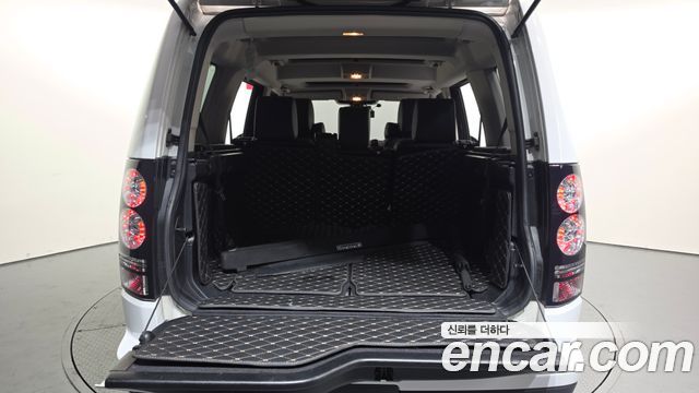 Land Rover Discovery 4 3.0 SDV6 SE 2016 — фото 20