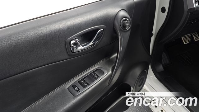 Renault Korea QM5 Neo Gasoline 2WD LE 2015 — фото 18