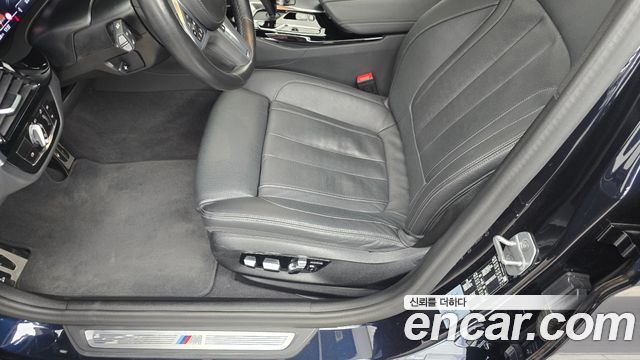BMW 5 Series (G30) 520i M Sport 2023 — фото 19
