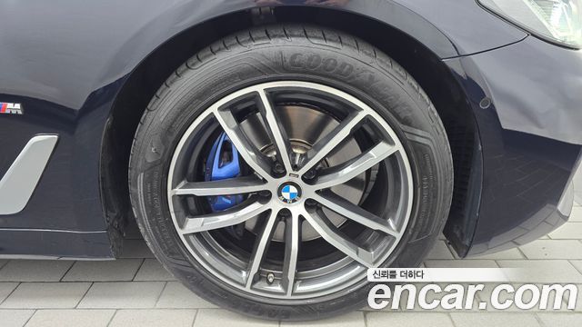 BMW 5 Series (G30) 520i M Sport 2023 — фото 21