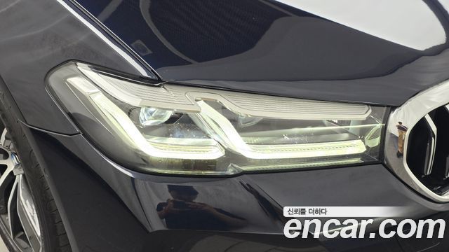 BMW 5 Series (G30) 520i M Sport 2023 — фото 22