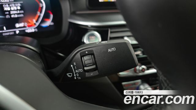 BMW 5 Series (G30) 520i M Sport 2023 — фото 28