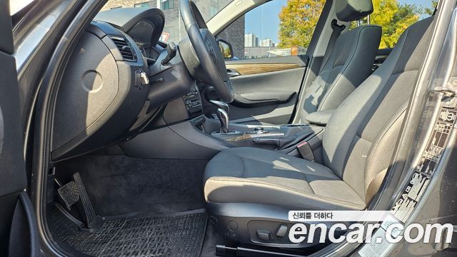 BMW X1 (E84) xDrive 20d 2014 — фото 9