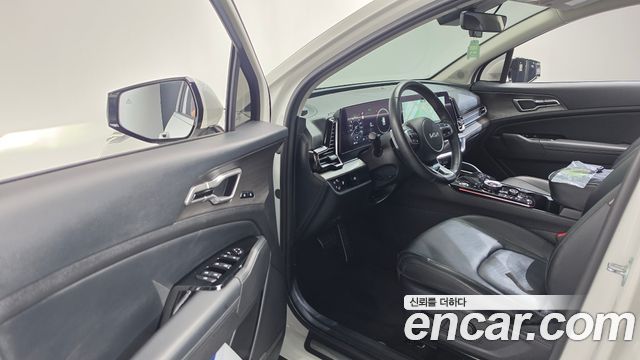 Kia Sportage (V) LPG 2.0 2WD Signature 2023 — фото 10