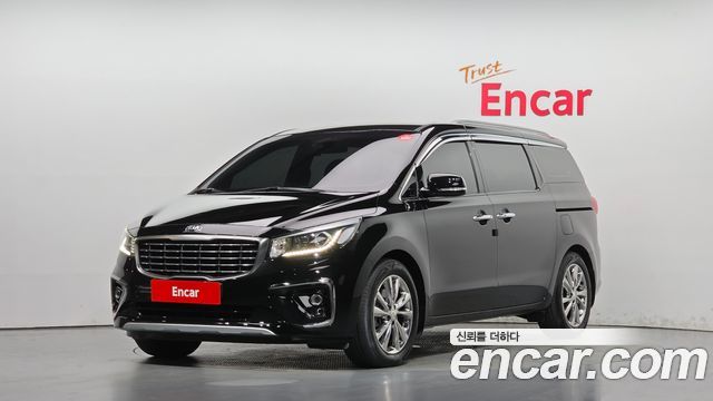 Kia Carnival 9-Seater Prstige