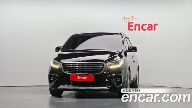 Kia Carnival 9-Seater Prstige 2020 — фото 3