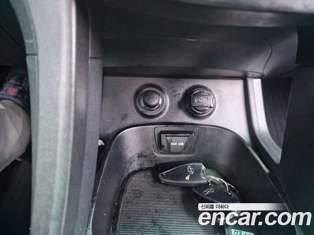 Hyundai Santa Fe (DM) Diesel(e-VGT) 2.0 4WD Morden 2013 — фото 16