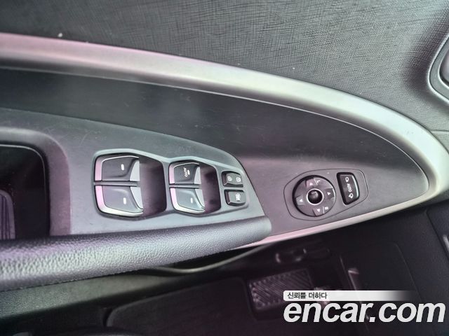 Hyundai Santa Fe (DM) Diesel(e-VGT) 2.0 4WD Morden 2013 — фото 19