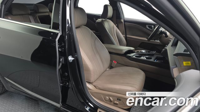 Kia K8 2.5 Gasoline 2WD Noblesse 2022 — фото 12