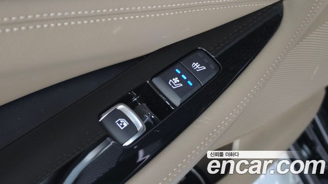 Kia K8 2.5 Gasoline 2WD Noblesse 2022 — фото 19