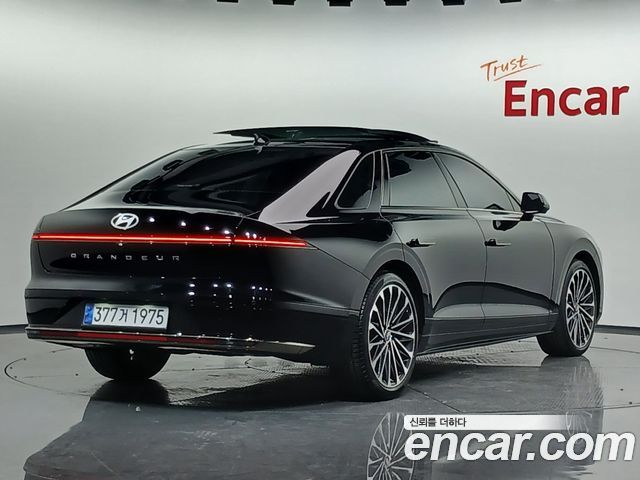 Hyundai Grandeur Hybrid (GN7) Calligraphy 2023 — фото 2