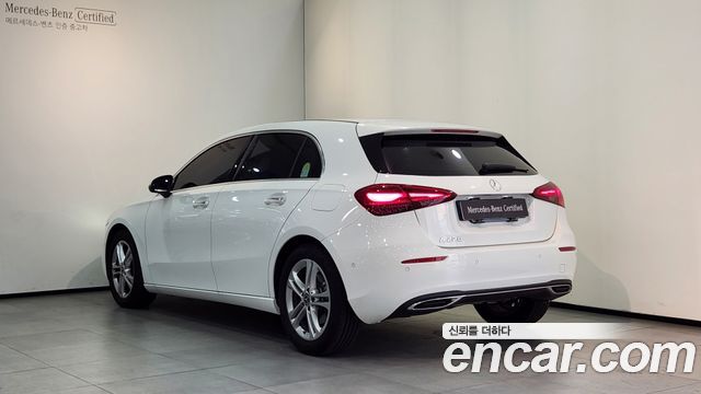 Mercedes-Benz A-Class (W177) A220 Hatchback 2026 — фото 2