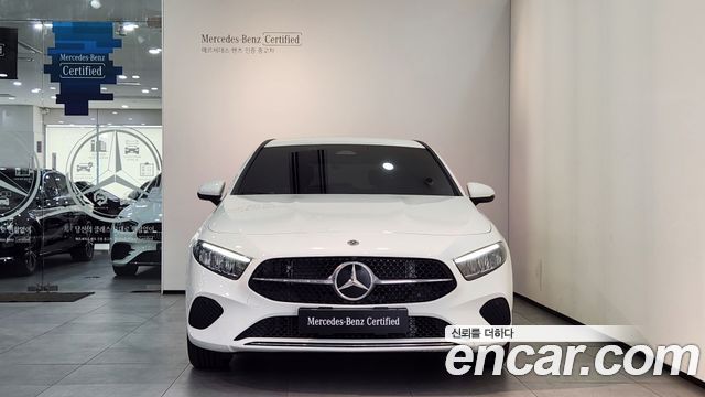 Mercedes-Benz A-Class (W177) A220 Hatchback 2026 — фото 3