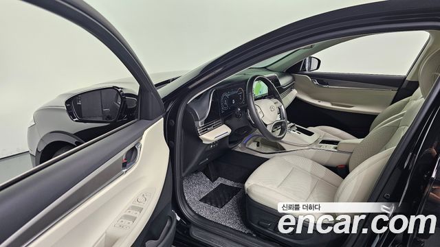 Hyundai Grandeur (IG) 2.5 Le Blanc 2023 — фото 10