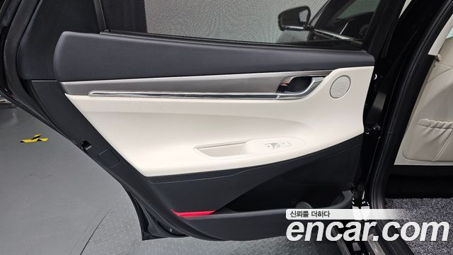 Hyundai Grandeur (IG) 2.5 Le Blanc 2023 — фото 25
