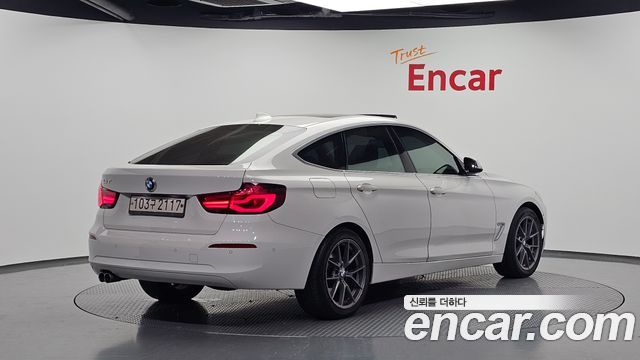 BMW 3 Series GT (F34) GT 320d Premium 2020 — фото 2