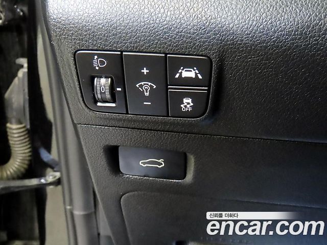Kia K5 (III) 2.0 Signature 2020 — фото 18