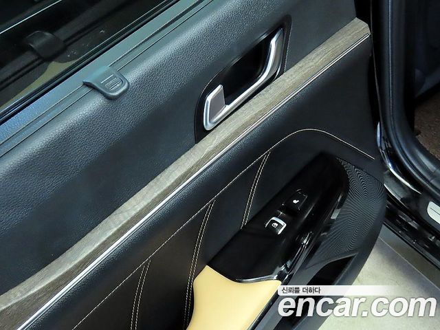 Kia K5 (III) 2.0 Signature 2020 — фото 20