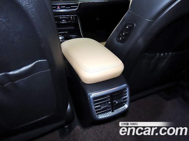 Kia K5 (III) 2.0 Signature 2020 — фото 21