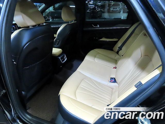 Kia K5 (III) 2.0 Signature 2020 — фото 23