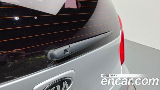 Kia Morning Deluxe Trendy 2015 — фото 33