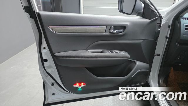 Renault Korea QM6 2.0 GDe PREMIERE 2WD 2023 — фото 24