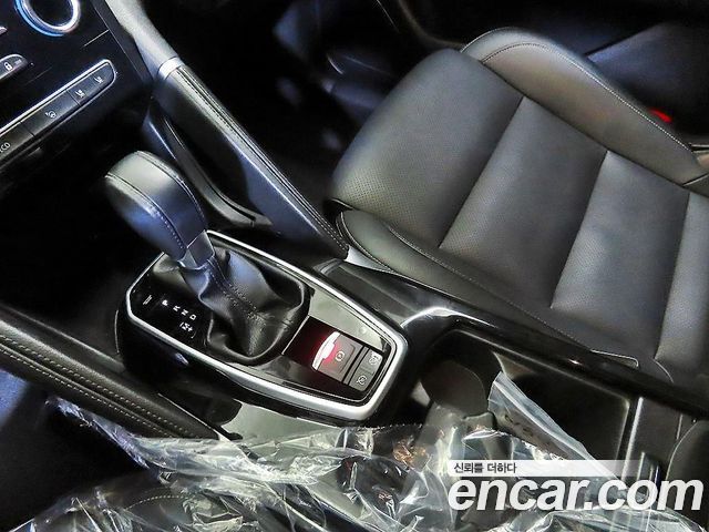 Renault Korea QM6 2.0 LPe RE 2WD 2021 — фото 16