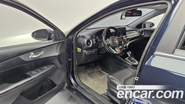 Kia K3 Prestige 2019 — фото 10