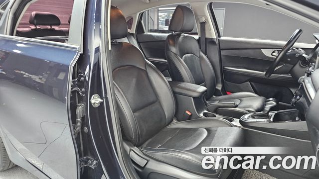 Kia K3 Prestige 2019 — фото 11