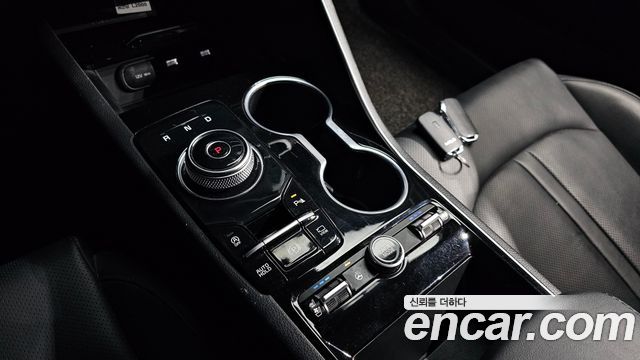 Kia K5 (III) 2.0 Prestige 2023 — фото 9