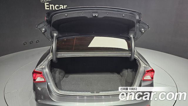 Kia K5 (III) 2.0 Prestige 2023 — фото 20