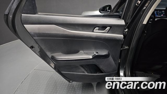 Kia K5 (III) 2.0 Prestige 2023 — фото 25
