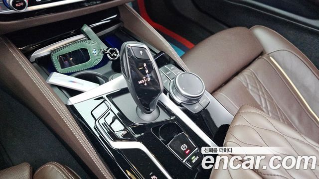 BMW 5 Series (G30) 530i M Sport Package 2023 — фото 9