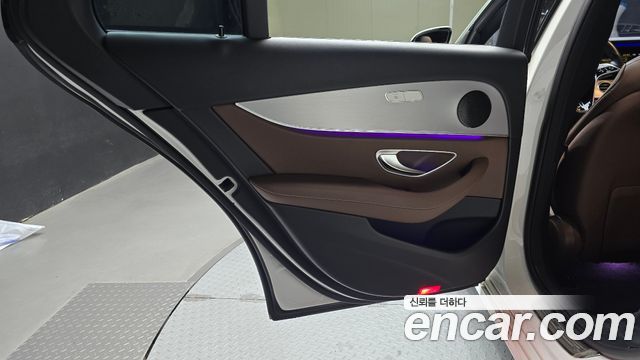 Mercedes-Benz E-Class (W213) E250 Avantgarde 2021 — фото 25