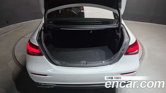 Mercedes-Benz E-Class (W213) E250 Avantgarde 2021 — фото 33