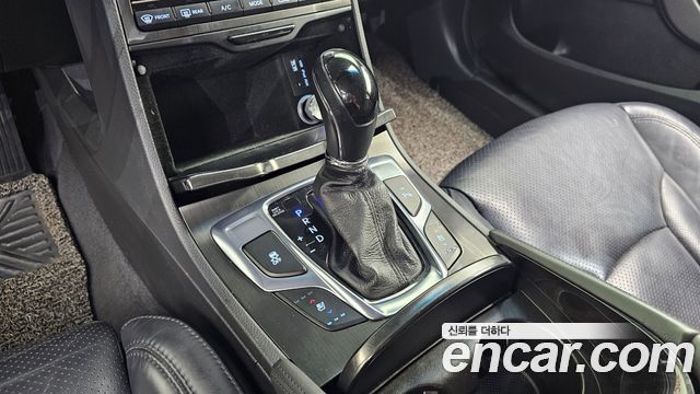 Hyundai Grandeur (HG) HG220 Diesel Modern 2015 — фото 9