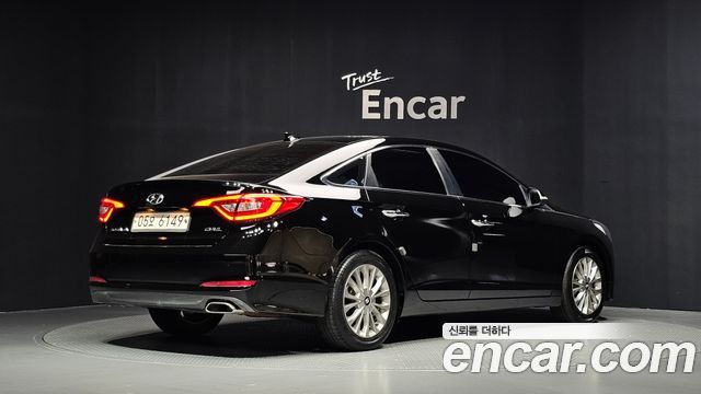 Hyundai Sonata (LF) 2.0 Smart 2017 — фото 2