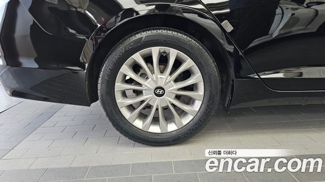 Hyundai Sonata (LF) 2.0 Smart 2017 — фото 5