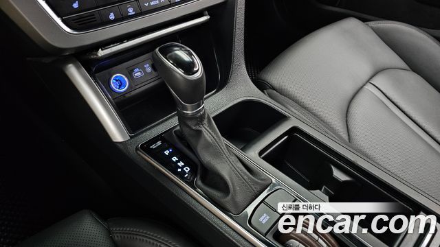 Hyundai Sonata (LF) 2.0 Smart 2017 — фото 9