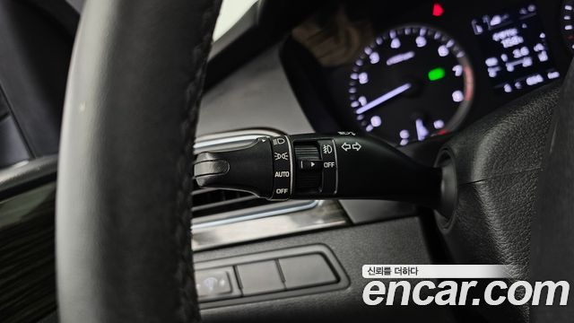 Hyundai Sonata (LF) 2.0 Smart 2017 — фото 29