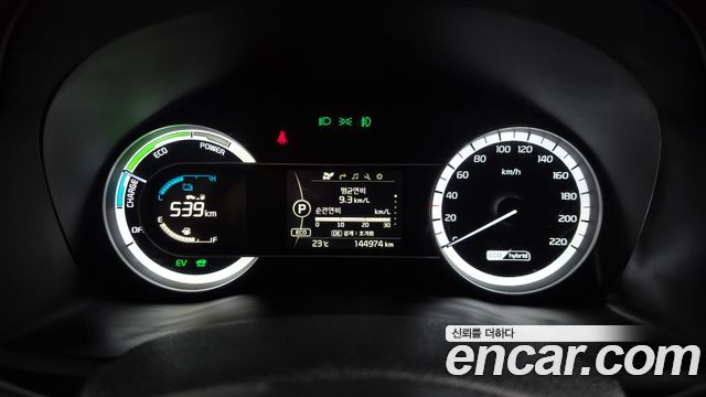Kia Niro Prestige 2018 — фото 8