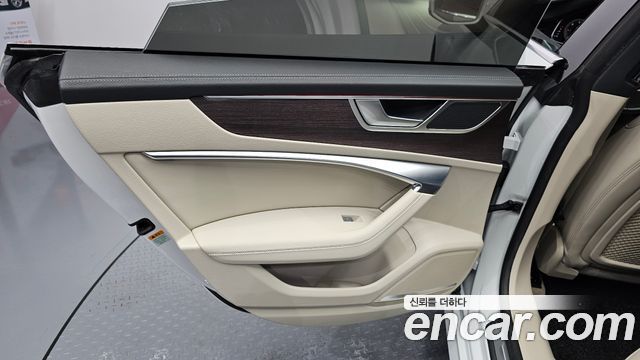 Audi A7 (4K) 45 TDI Quattro Premium 2022 — фото 25