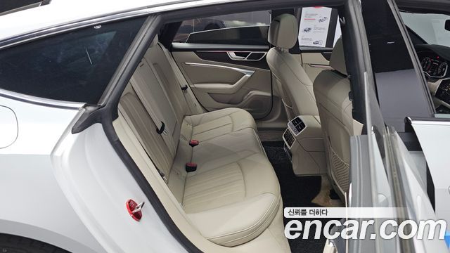Audi A7 (4K) 45 TDI Quattro Premium 2022 — фото 26