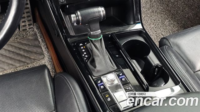 Kia K7 Premier 3.0 LPI Taxi Trendy 2020 — фото 9