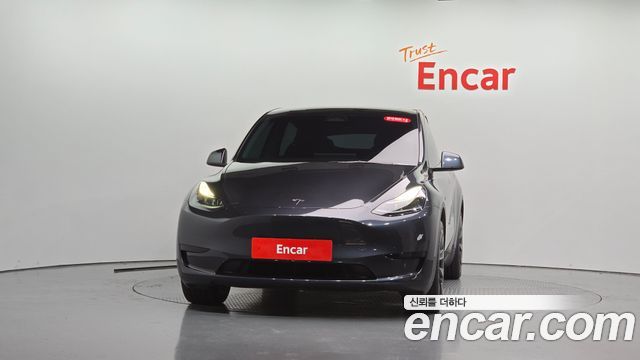 Tesla Model Y RWD 2025 — фото 3