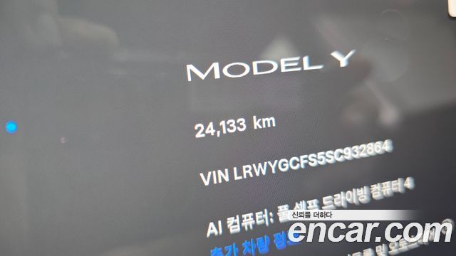Tesla Model Y RWD 2025 — фото 8